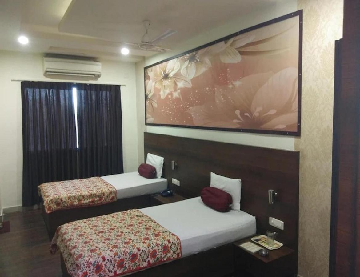 Hotel Babul Inn, Gondia Exterior photo